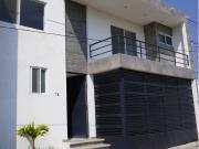 CASA EN VENTA CON ALBERCA EN OAXTEPEC, MORELOS