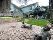 Casa en VENTA con alberca en Paseo de la Presa en...