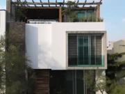 Casa en venta con alberca en Valle Imperial en Zapopan