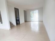 Casa en Venta con alberca en Xochitepec, Morelos