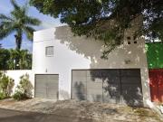 ¡CASA EN VENTA CON ALBERCA, ESPECTACULAR Y AMPLIA...