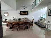 Casa en Venta con Alberca Pedregal de Las Animas