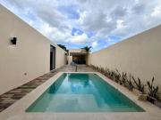 Casa en venta con alberca, recámara en planta baja y...