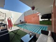 Casa en Venta con alberca Residencial El Roble, San...