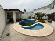 Casa en Venta con Alberca Rincón de la Sierra, Guadalupe