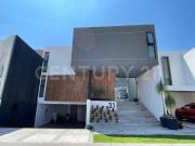 Casa en Venta Con alberca Vista Real Sur Zona Atlixcáyotl