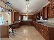 Casa EN VENTA con Alberca y amplios espacios, Puerta de...