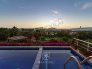 CASA EN VENTA CON ALBERCA Y VISTA AL CAMPO DE GOLF...