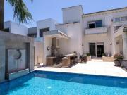 Casa en Venta con Alberca zona San Agustin