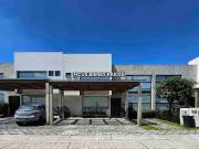 Casa en venta con ampliación ubicada en Calimaya,...