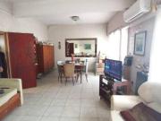 Casa en Venta con amplio garage