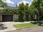 Casa en venta con Amplio Jardin en Lomas de...