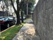 Casa en venta con amplio jardín Pedregal de San Francisco