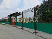 CASA EN VENTA CON AMPLIO TERRENO 4
