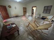 Casa en Venta con amplio terreno en Zona Centro de...