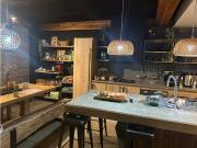 Casa en Venta con Amplios Espacios y Garage Eléctrico En...