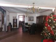 CASA EN VENTA CON BODEGA COLONIA LAS REYNAS