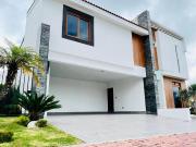 Casa en Venta con carril de nado en La Vista