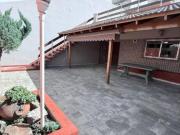 CASA EN VENTA CON COCHERA 3 AMBIENTES LINIERS