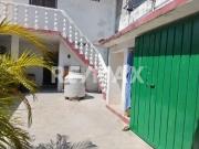 Casa en Venta con cochera para 2 autos y vista...