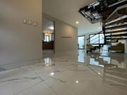 CASA EN VENTA CON CONFORT TÉRMICO Y ACÚSTICO EN PRIVADA...