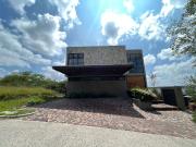 CASA EN VENTA CON CUARTO DE ESTUDIO O 4TA RECÁMARA EN... CASA EN VENTA CON CUARTO DE ESTUDIO O 4TA RECÁMARA EN...