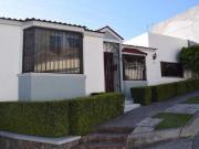 CASA EN VENTA CON DEPARTAMENTO INDEPENDIENTE EN LA HERRADURA