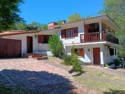 CASA EN VENTA con Depto en Villa General Belgrano