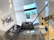 CASA EN VENTA CON DOBLE SEGURIDAD EN LOMAS VERDES,...