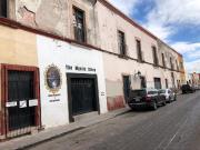 CASA en VENTA con dos locales en Centro Histórico, Querétaro