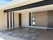 CASA EN VENTA CON ENTREGA INMEDIATA