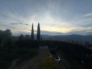 Casa en venta con espectacular vista sobre Medellín