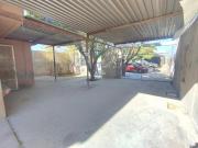 Casa en venta, con excedente de terreno, hasta 5 autos,...