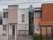 CASA EN VENTA CON EXCELENTE OPORTUNIDAD DE MEJORAR TU...