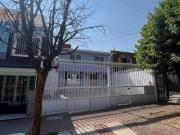 CASA EN VENTA CON EXCELENTE UBICACION