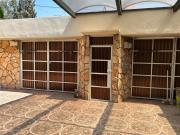 CASA EN VENTA, CON EXCELENTE UBICACIÓN EN EL SUR DE LA...