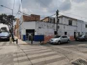 CASA EN VENTA CON EXCELENTE UBICACIÓN EN LA COL. VILLA...