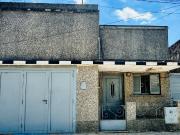 CASA EN VENTA con garage + dpto