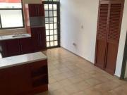 Casa en Venta con Gran Terreno y Jardín en Boulevares,...