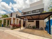 Casa en venta con hermosa vista en Canc?n
