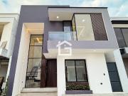 Casa en Venta con jacuzzi en Urb. Vista Sol 2, Machala