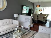 Casa en venta con jardín de más de 80 metros en Cumbres...