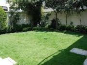 Casa en venta con jardín en Lomas de Tecamachalco