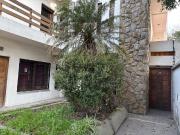 Casa en venta con jardín en San Justo
