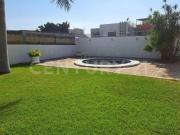 Casa en Venta con jardín y alberca Fraccionamiento...