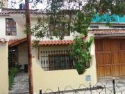 Casa en venta con jardín y cochera en urb. Cajamarca: 9...
