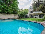 Casa en Venta con Jardín y Pileta en Belgrano R