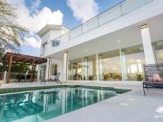 Casa en venta con lago al frente en fraccionamiento...