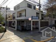 Casa en venta con local