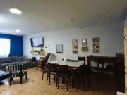 Casa en Venta con local comercial en Los Hornos